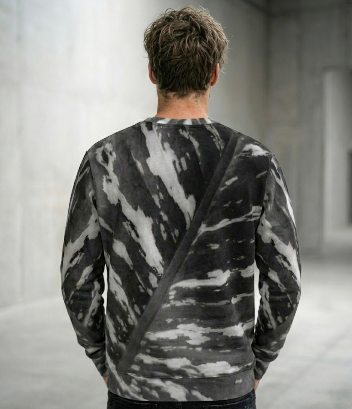 Italian ponte sweatshirt: Calathea print