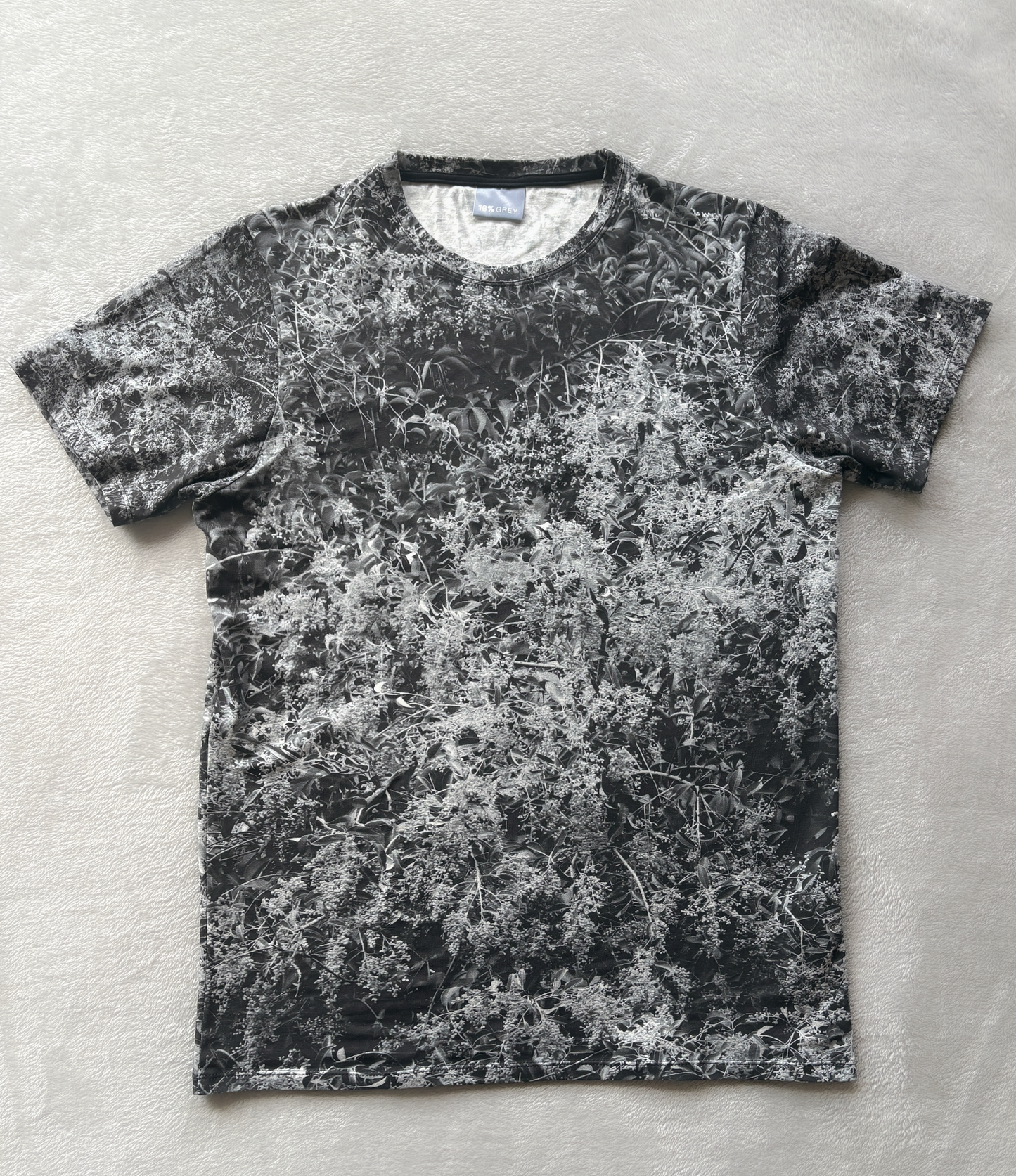 Men's t-shirt: Branch print