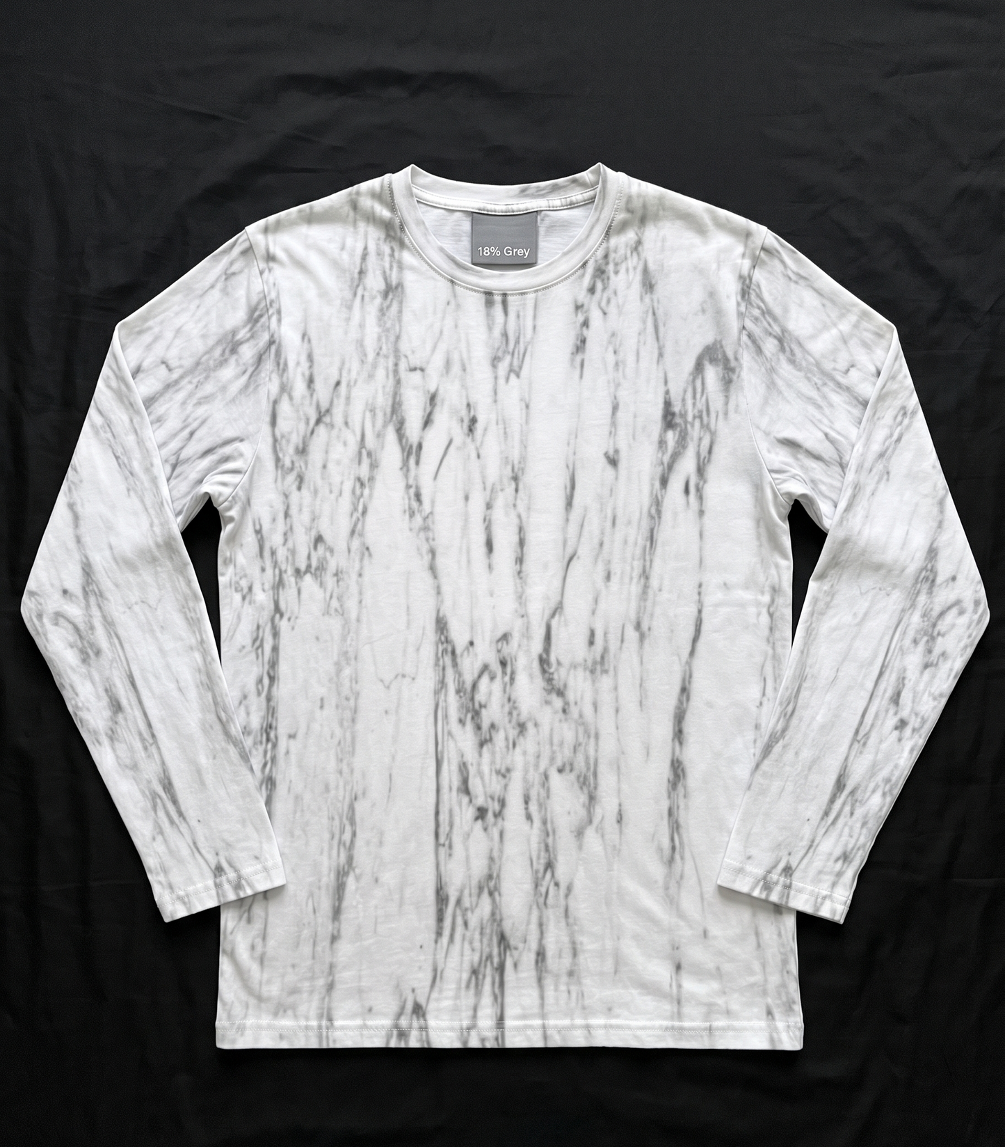 Unisex long sleeve t-shirt: Carrara print