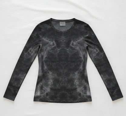 Womens long sleeve t-Shirt: Cabinet print