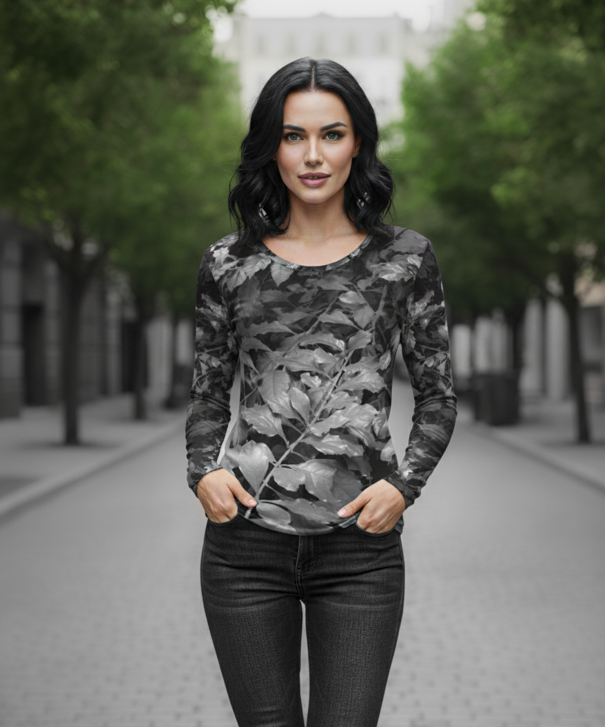 Women's long sleeve t-shirt: Vine print